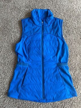 Lululemon Sleeveless Quilted Vest - Blue